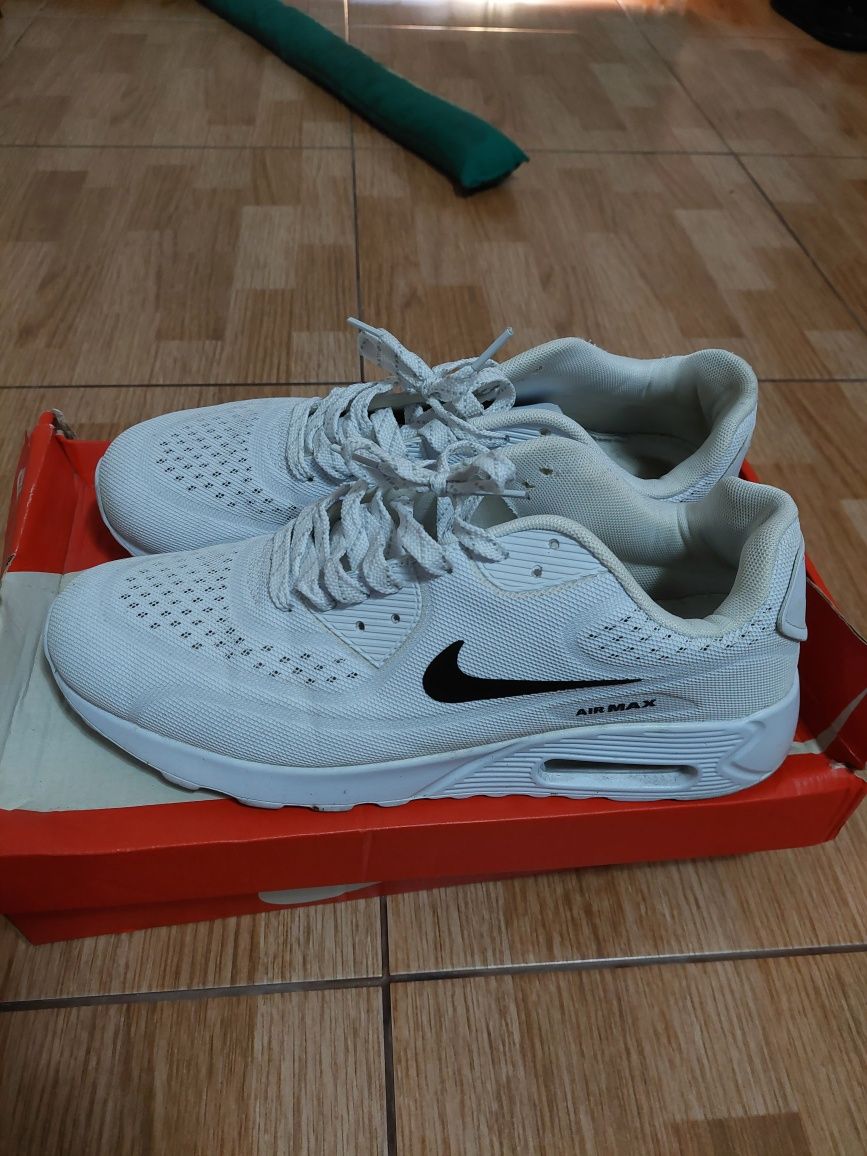 Sapatilhas Nike AirMax brancas originais