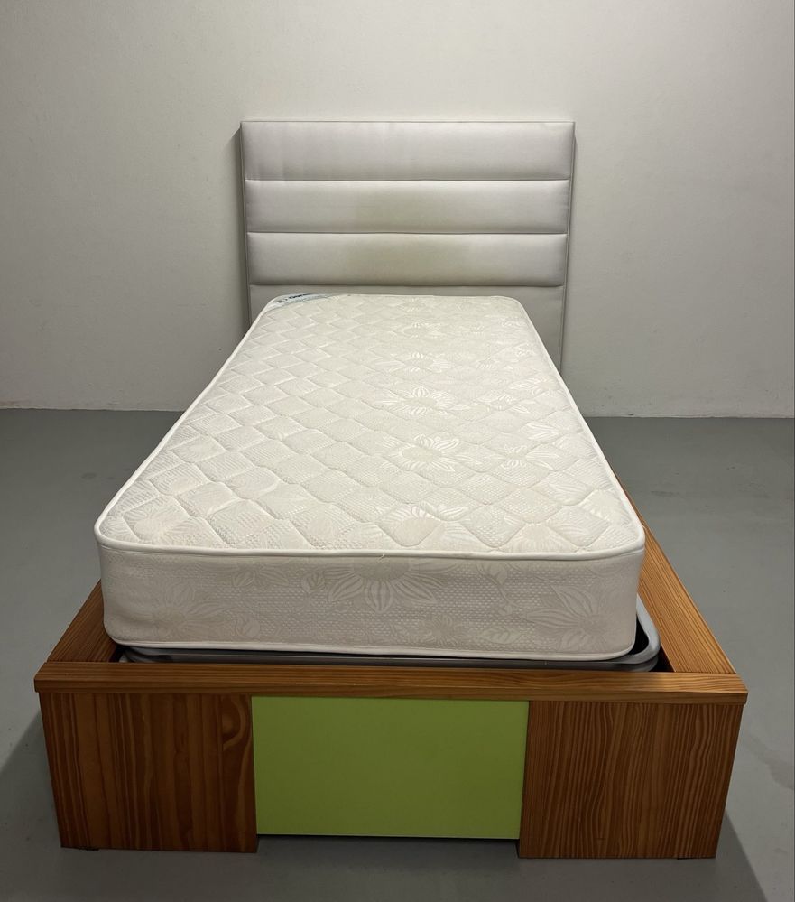 Cama dupla com cabeceira opcional