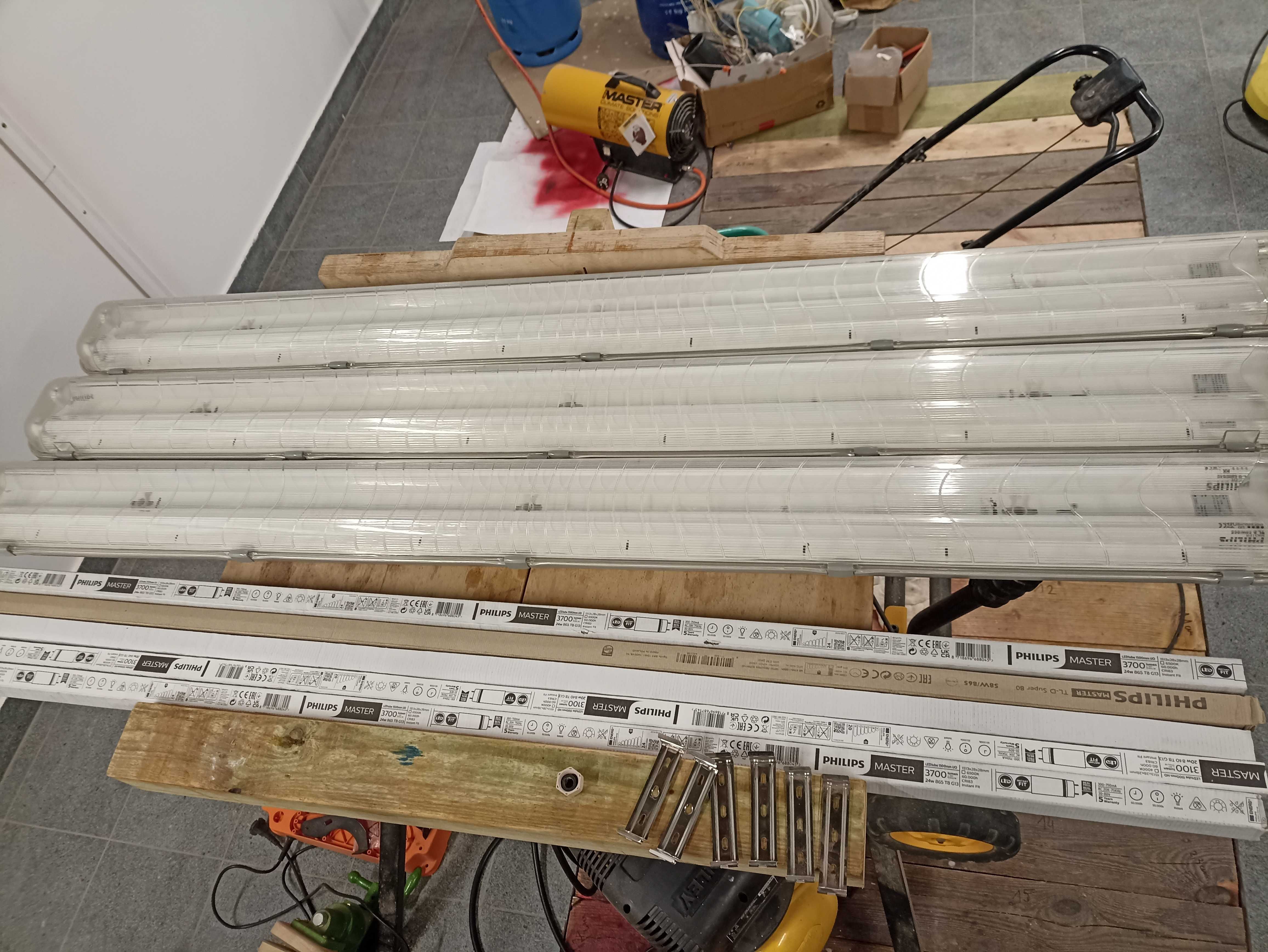 Oprawy garażowe Philips 2x58W 150cm