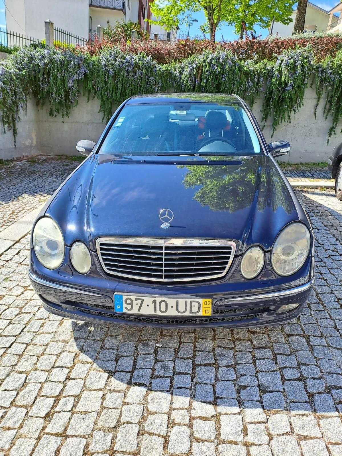 Mercedez E 220 Avangard - 2002