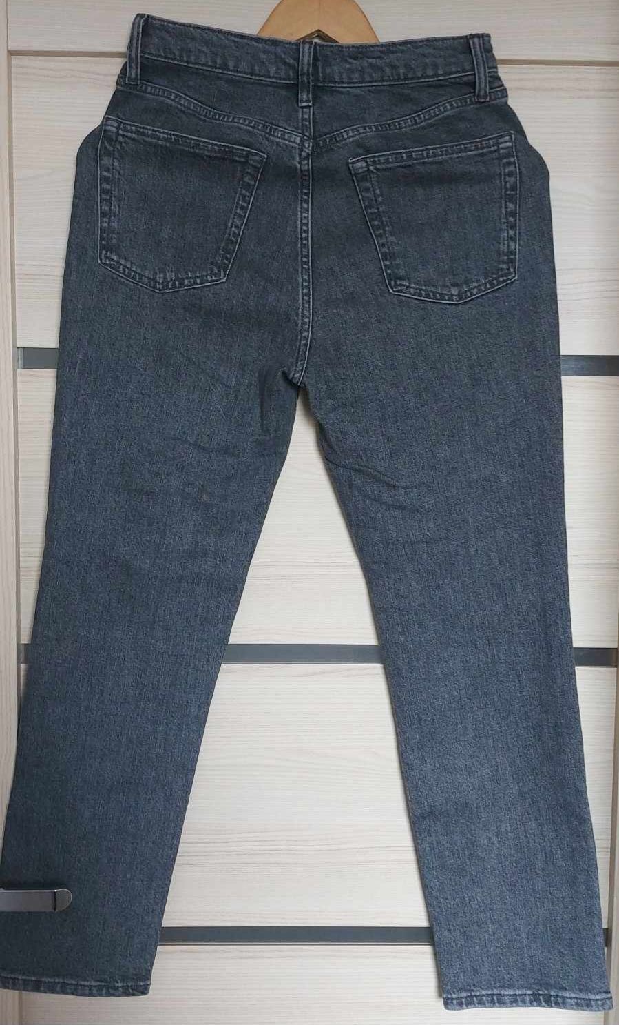 Spodnie jeansowe firmy Mango, rozm. 38