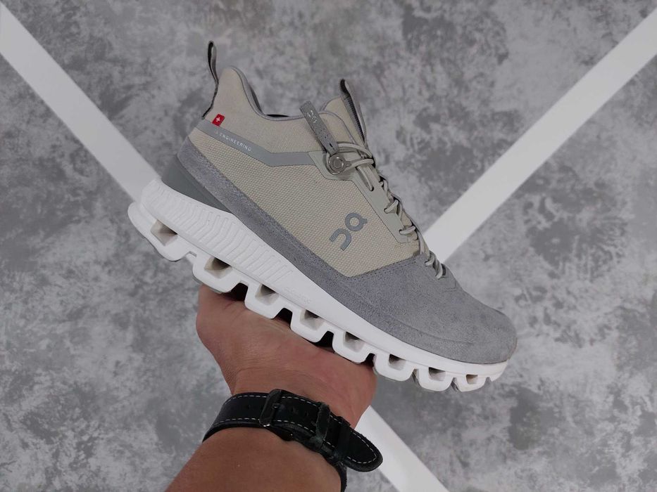 Кросівки жіночі On Cloud Hi Glacier