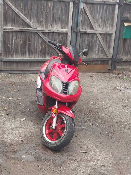 скутер 50 куб в отличном состоянии