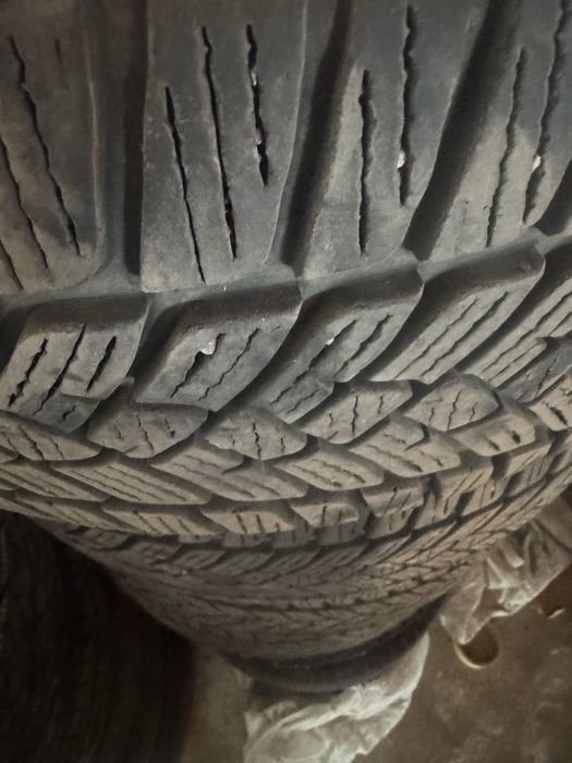 Продам резину Fulda зима 205/50 r17