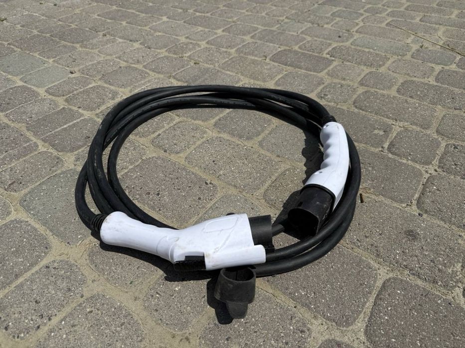 Зарядний кабель Type1- Type2 для електромобілів