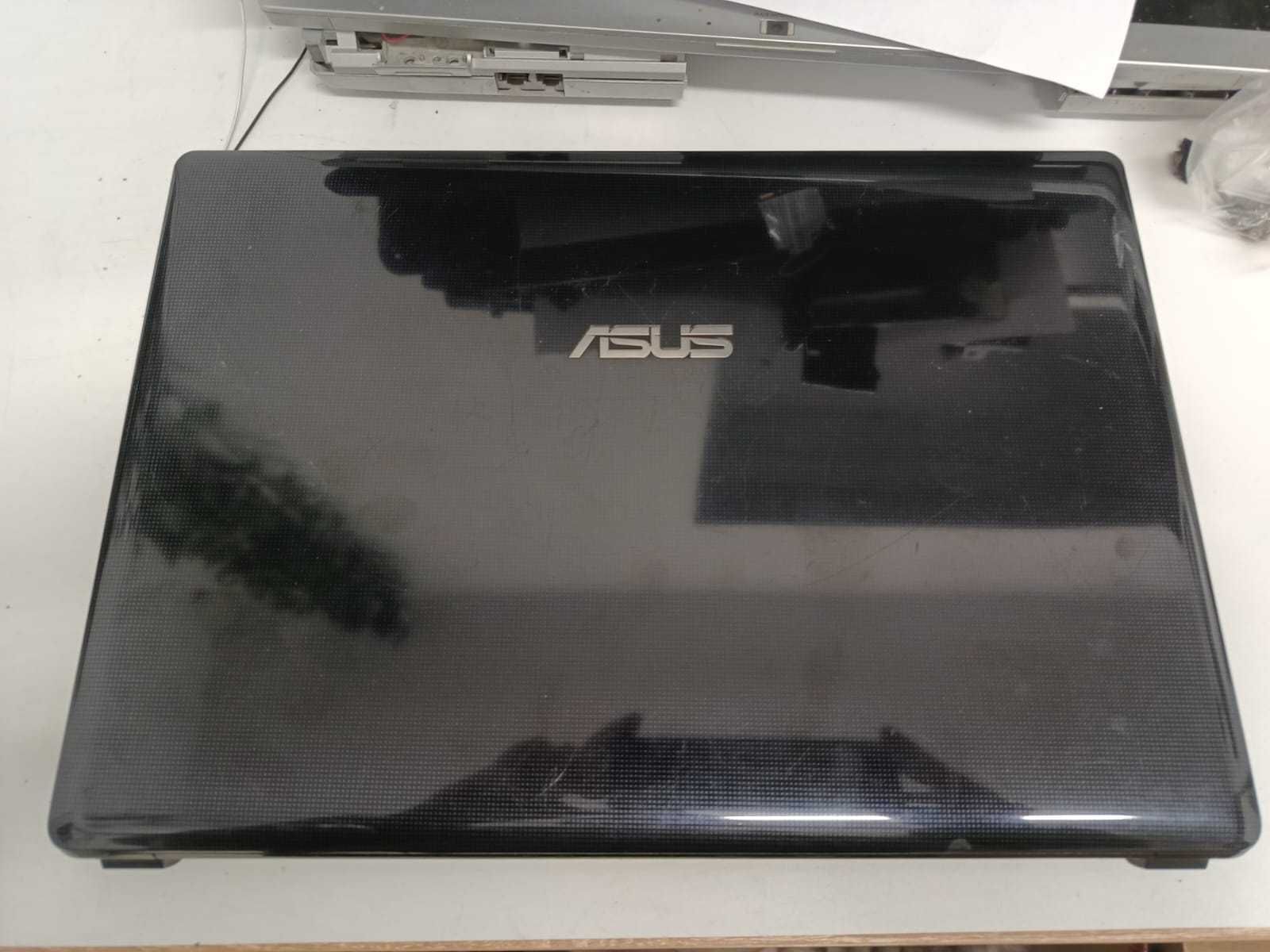 Klapa matrycy laptopa Asus X45U