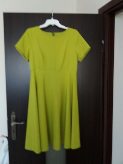 zjawiskowa sukienka letnia limonka  klosz XL