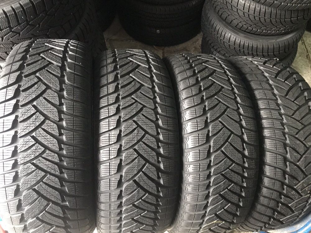 225/50/17 R17 Dunlop SP Winter Sport M3 RSC 4шт новые зима