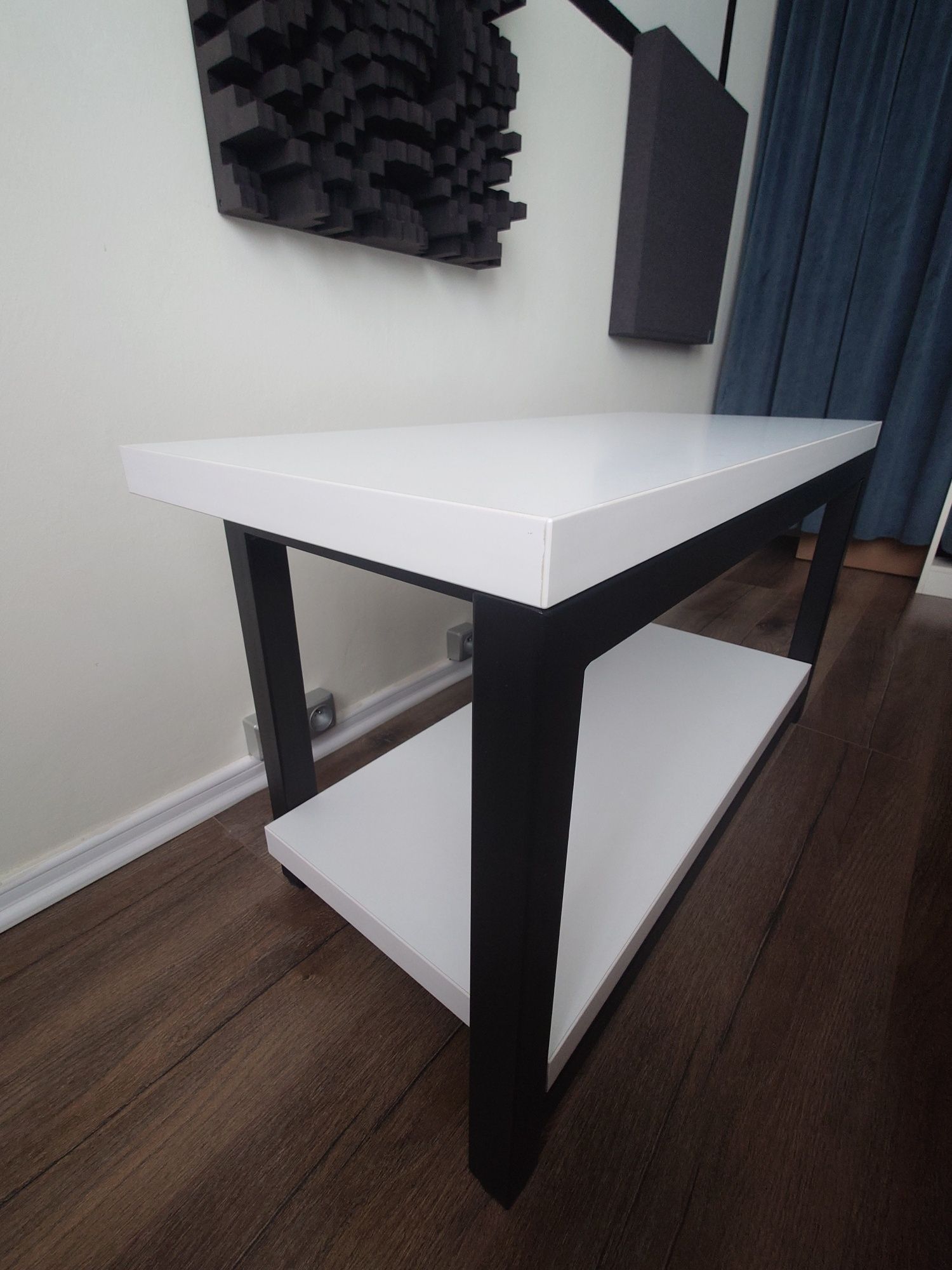 Stolik audio High End ciężki, solidny, masywny