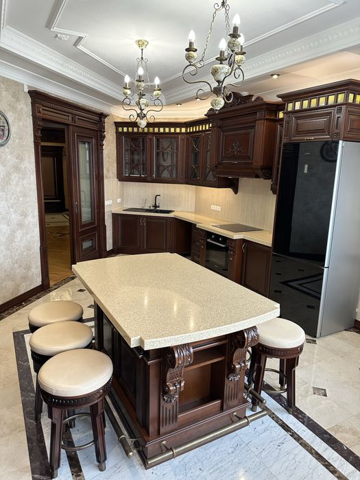 Вежа на Щорса 36Б. Цілком нова квартира .