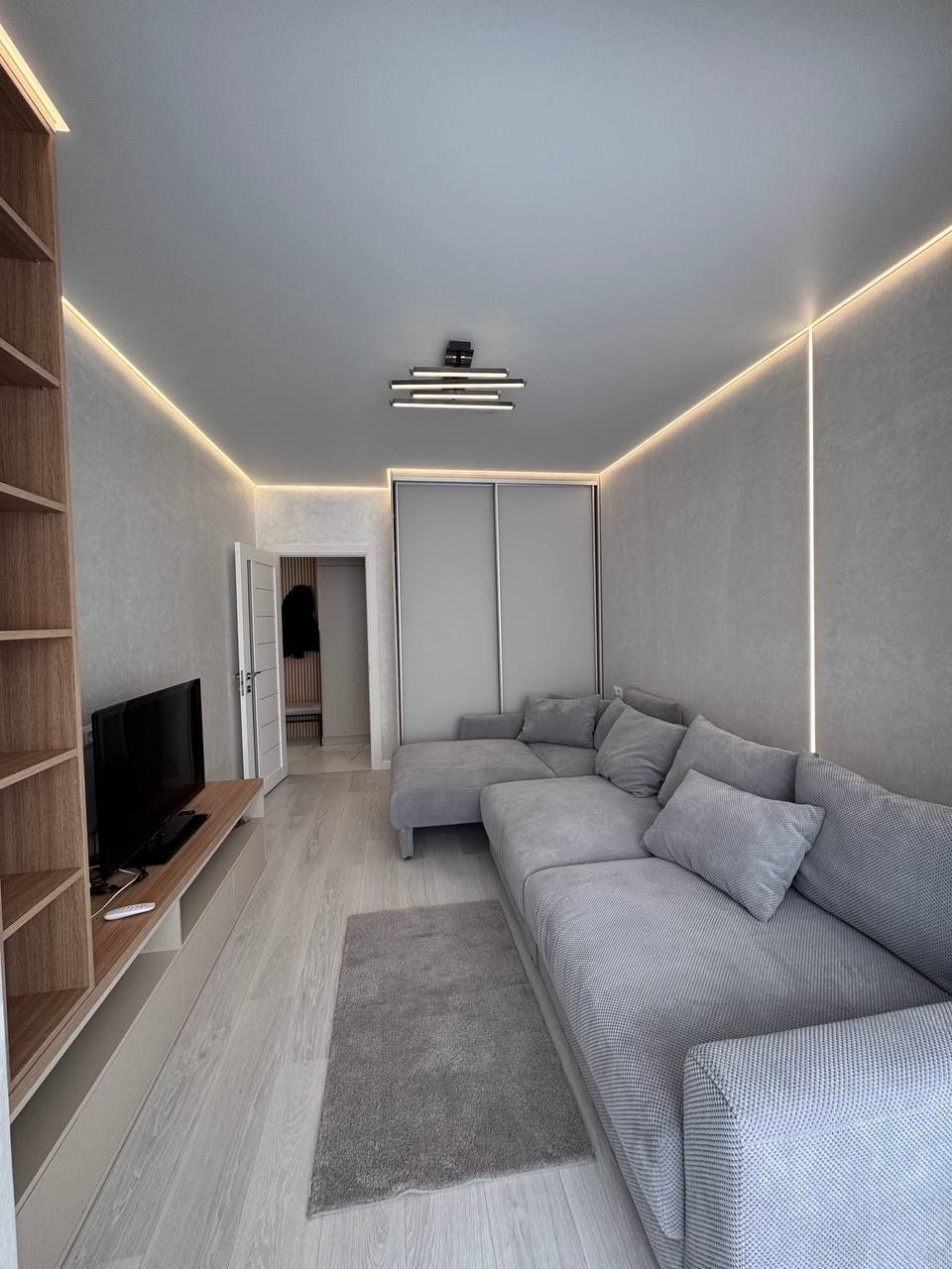 Продаж 1-кімнатної квартири з ремонтом та меблями в центрі