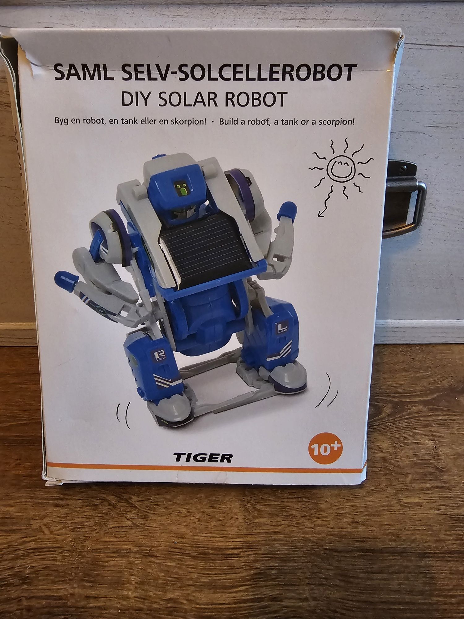 Robot solarny 10+
