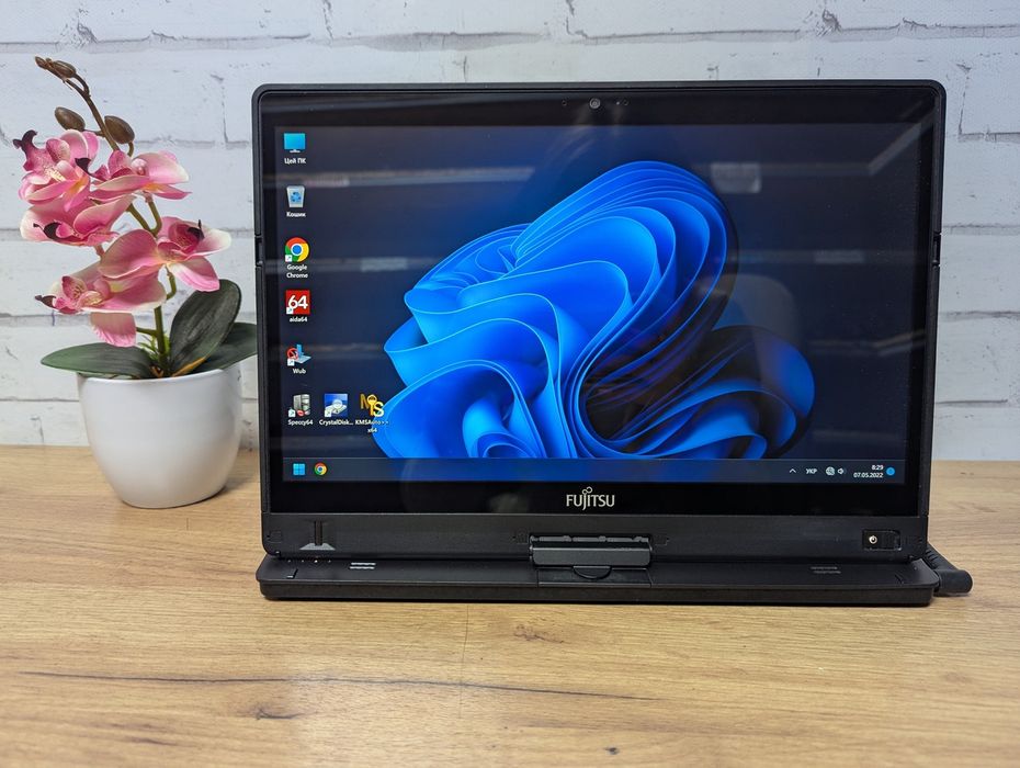 Крутий, стильний , 4-х ядерний ноутбук Fujitsu T938