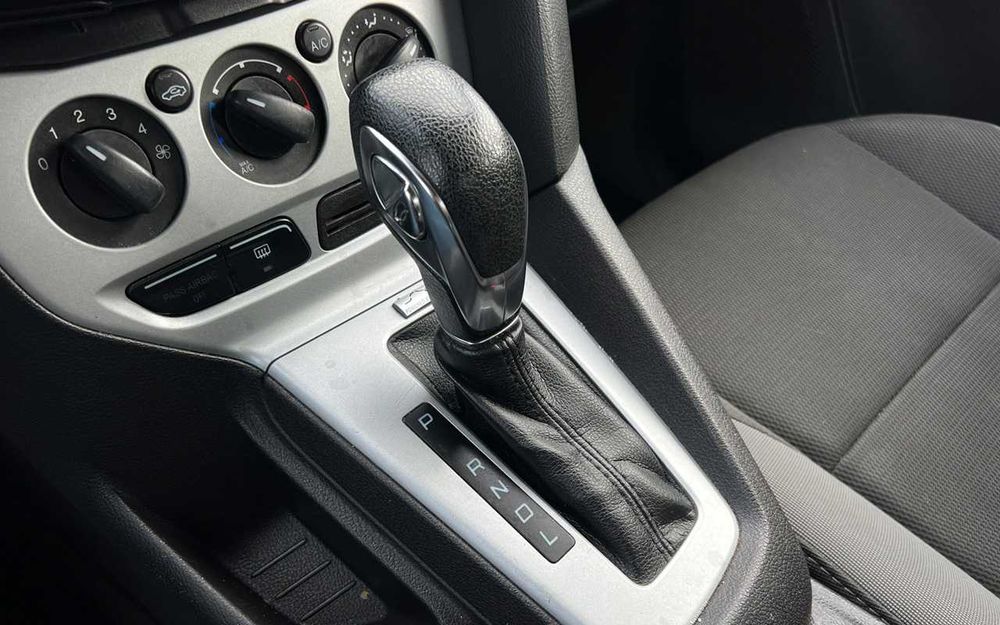 Ford Focus  2012