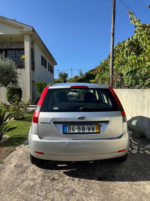 Ford fiesta 2004