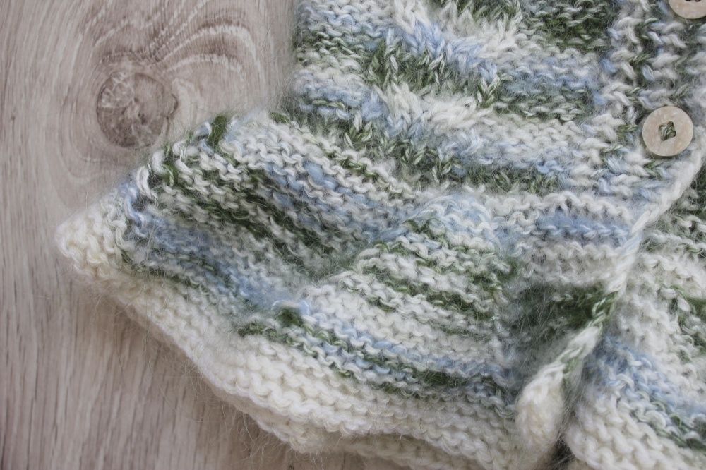 Шерстяной кардиган на пуговицах ручной работы