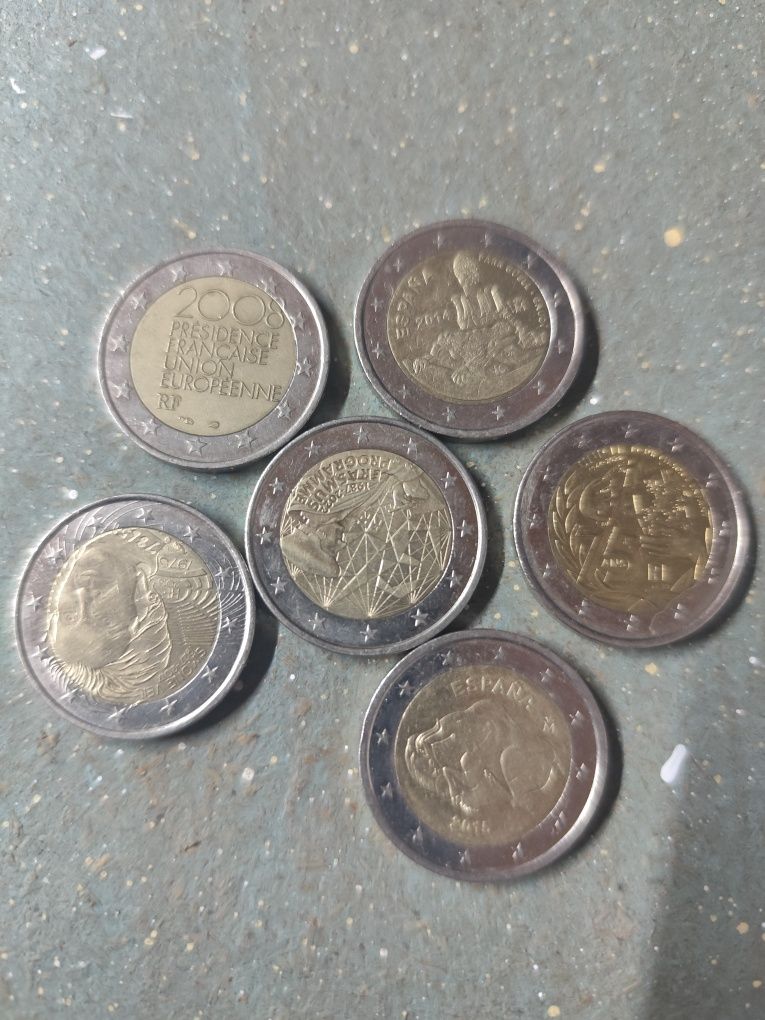 Moedas de 2€ diferentes