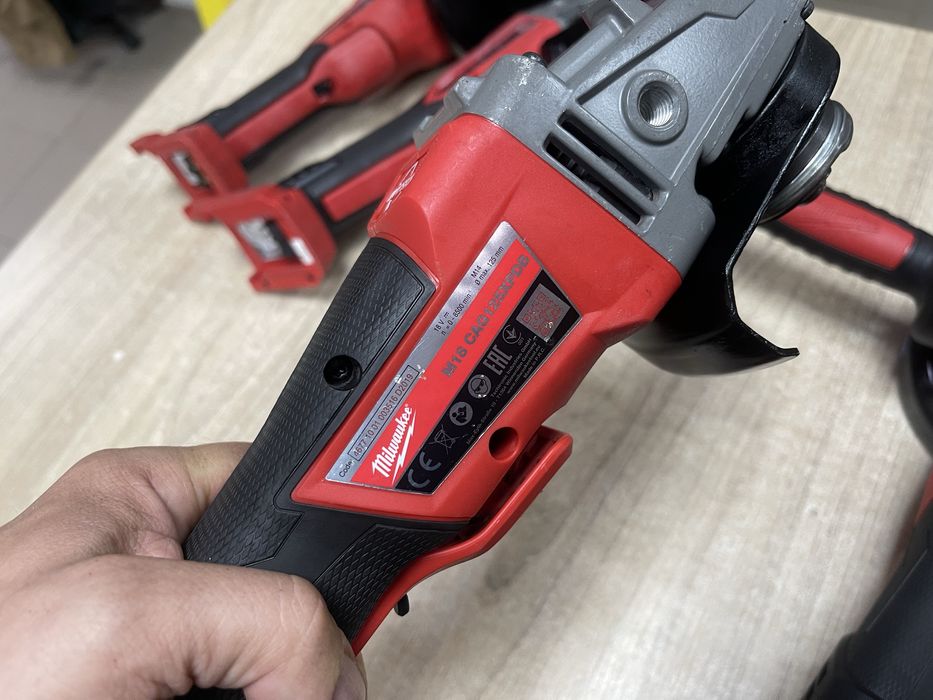 Milwaukee M18 Fuel безщіткові акумуляторні болгарки Мілвокі