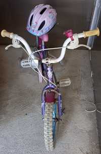 Bicicleta de criança a funcionar
