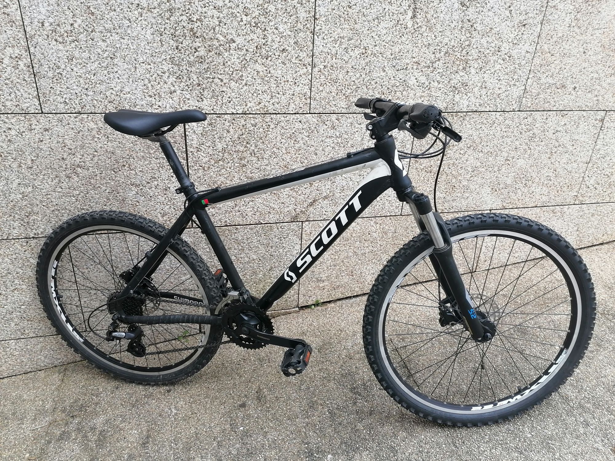 Bicicleta btt mtb Scott travões disco bom estado