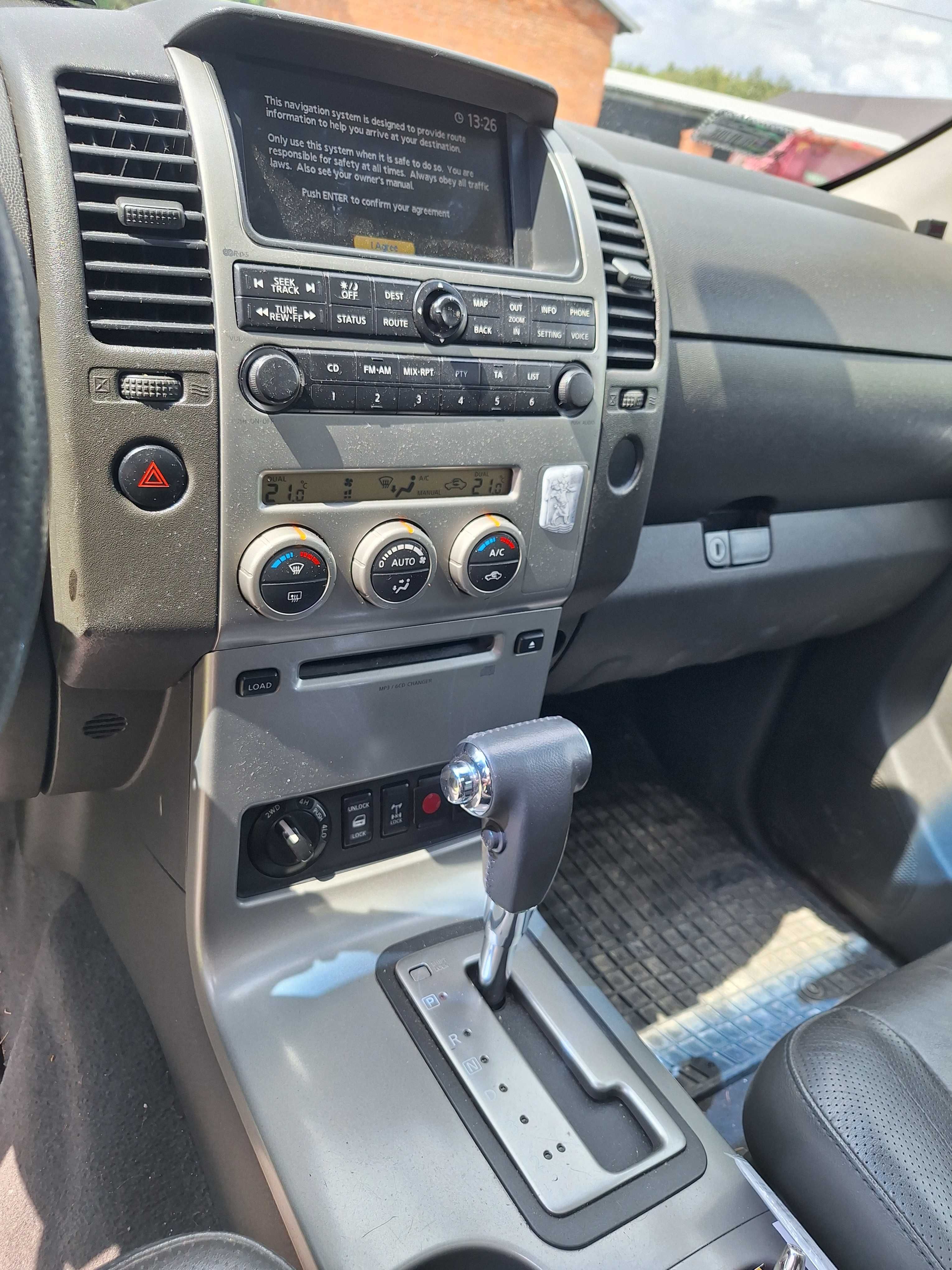 Sprzedam Nissan NAVARA 2007 automat