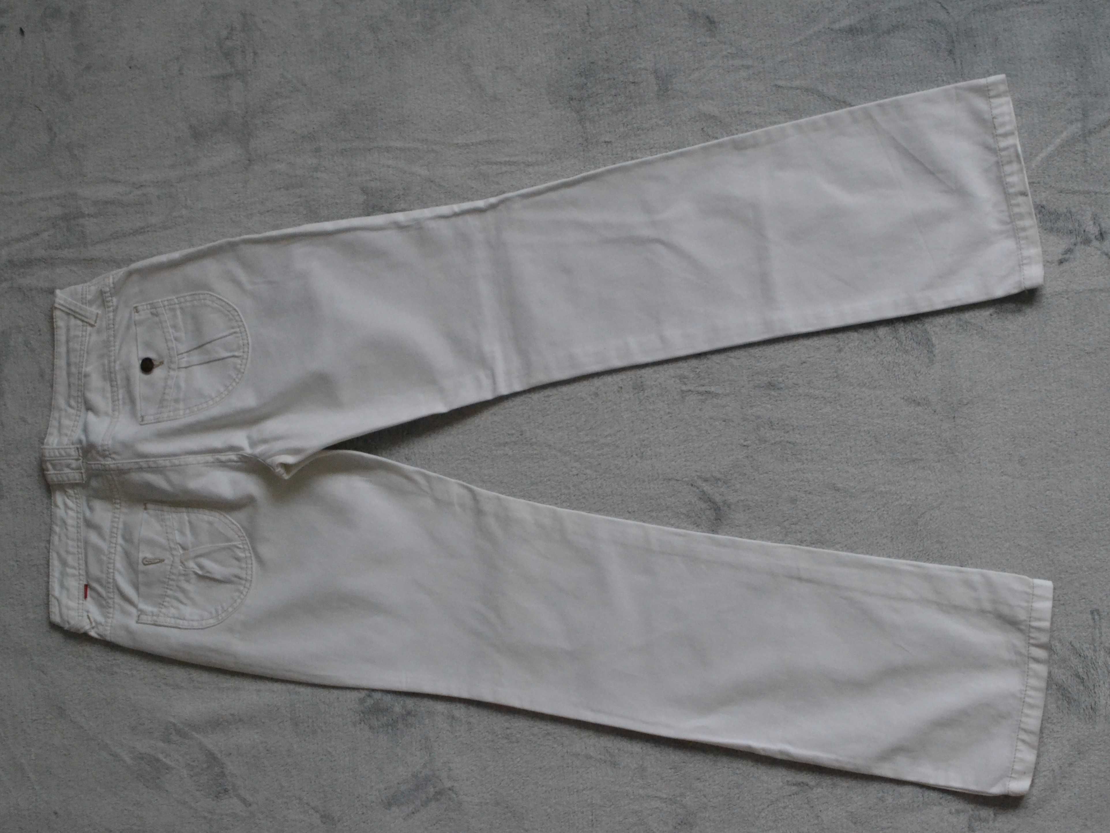 Spodnie damskie dzwony  znanej marki JACKPOT  białe M/L