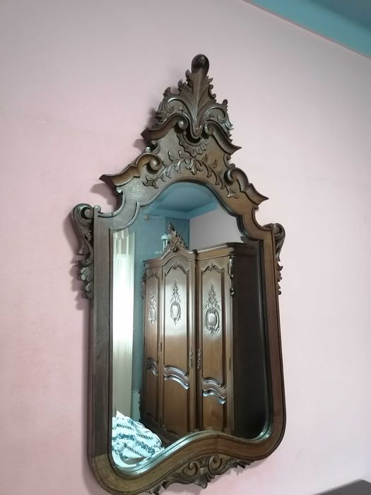 Conjunto de Mobília estilo D. Maria