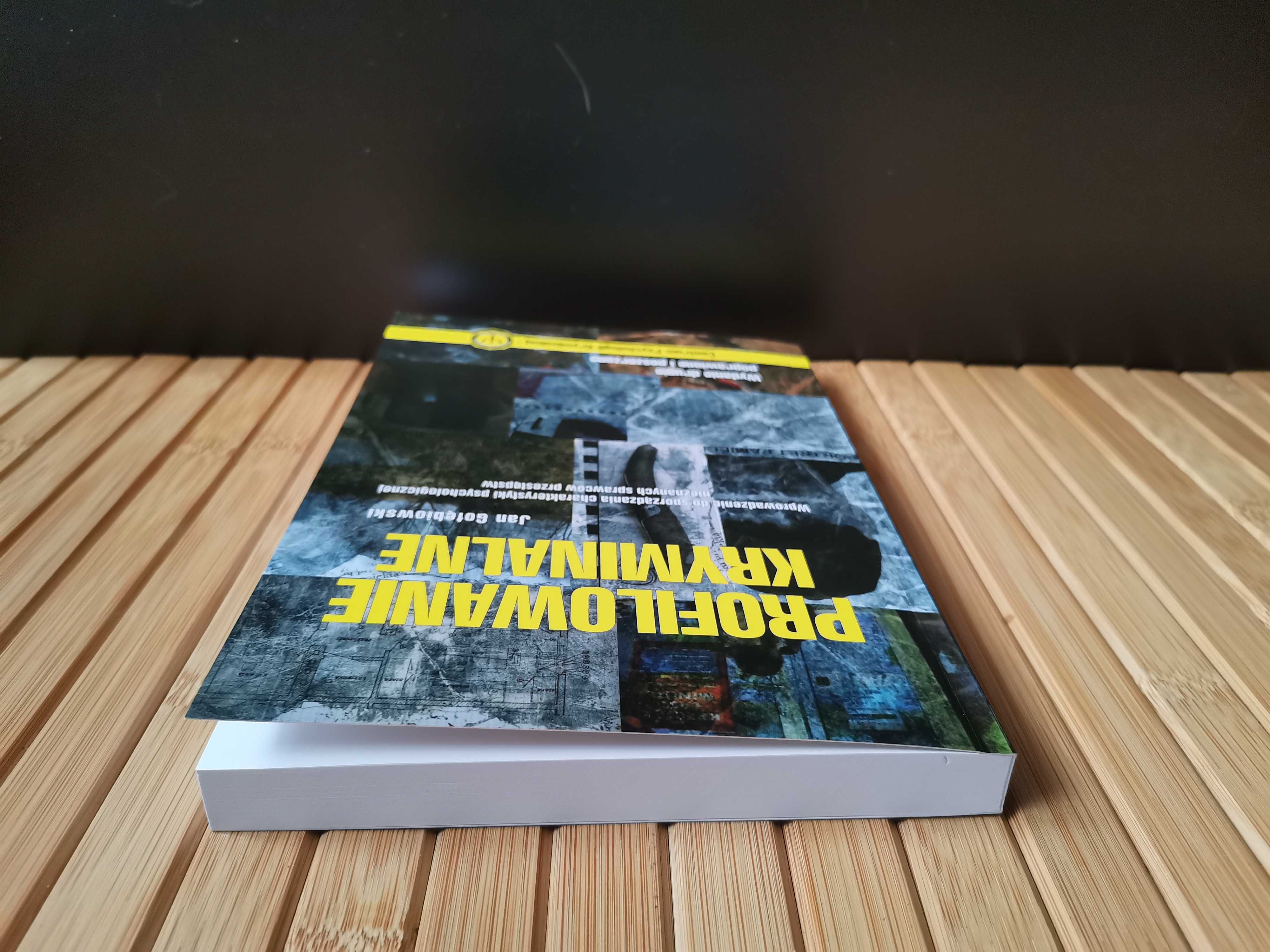 Gołębiowski Profilowanie kryminalne z autografem i dedykacją Real foty