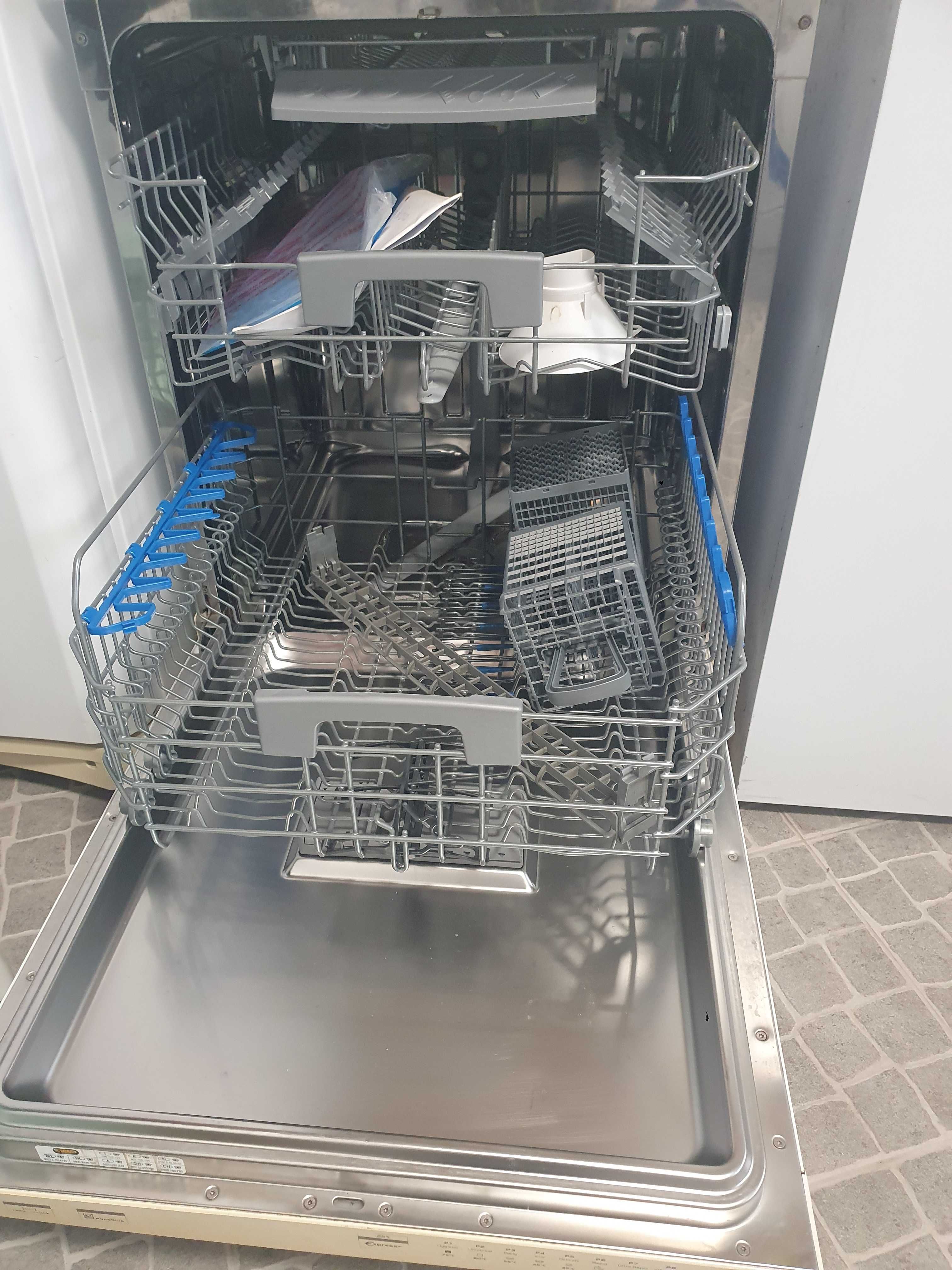 Máquina da loiça candy