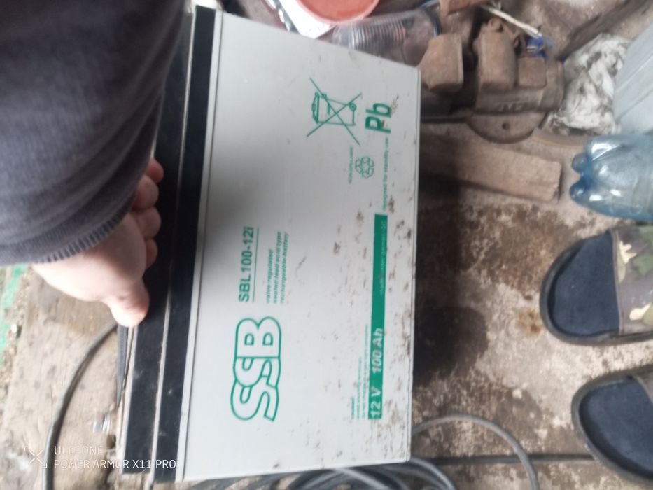 Продам літіоний акумулятор 100