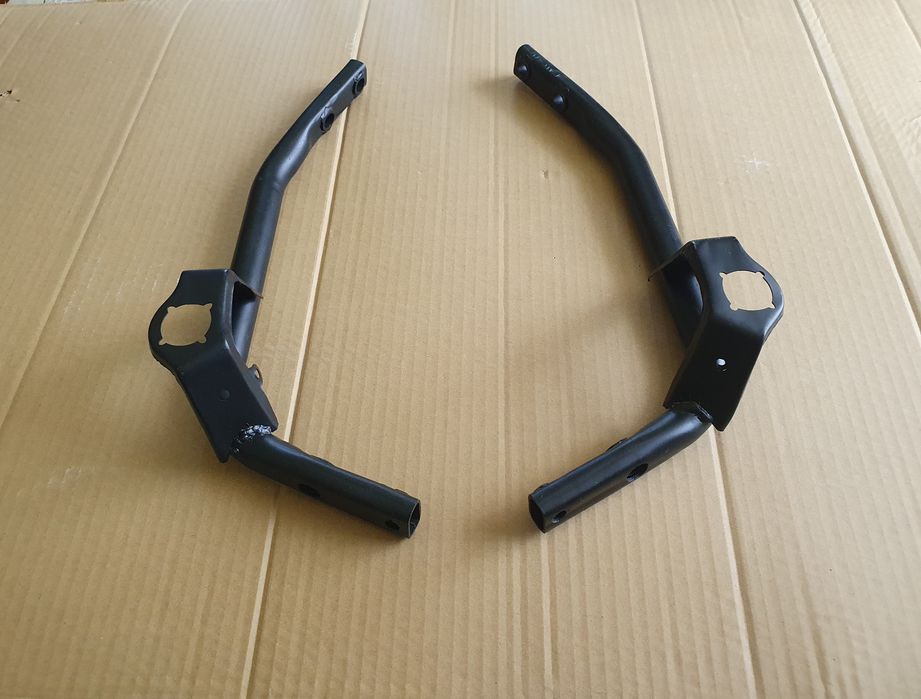 Кронштейн панелі радіаторів тримач крипление кріплення Jeep Cherokee