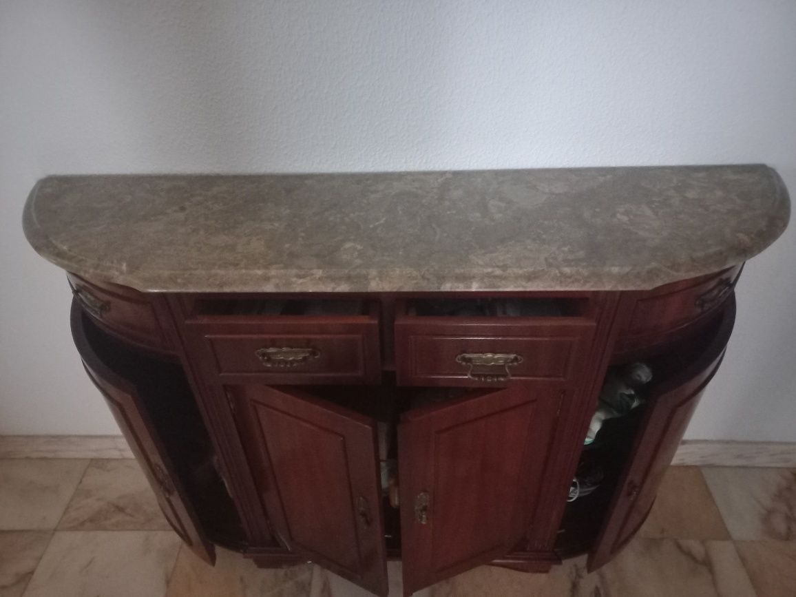 Movel sapateira em mogno.