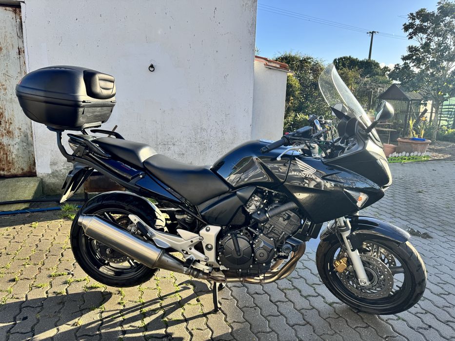 Vendo Honda CBF 600sa