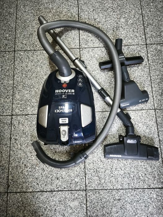 Aspirador HOOVER como novo a funcionar sem problemas