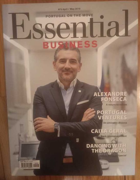 2  revistas Essencial Business nº8 e 23