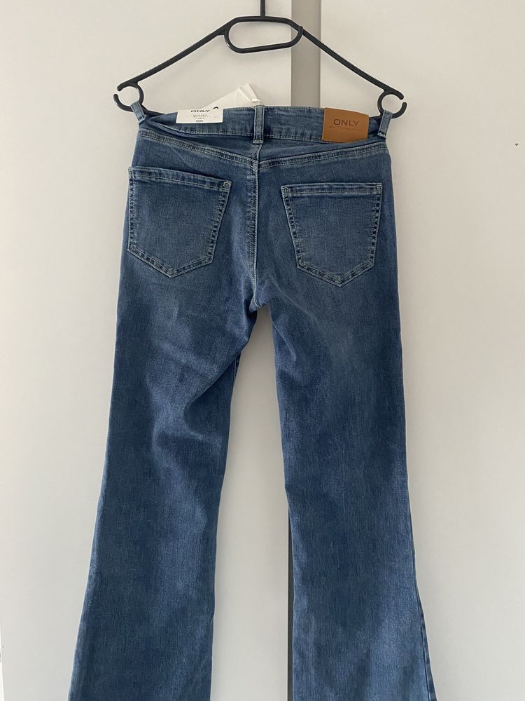 Jeansy Bootcut Flare Mid Waist ONLY