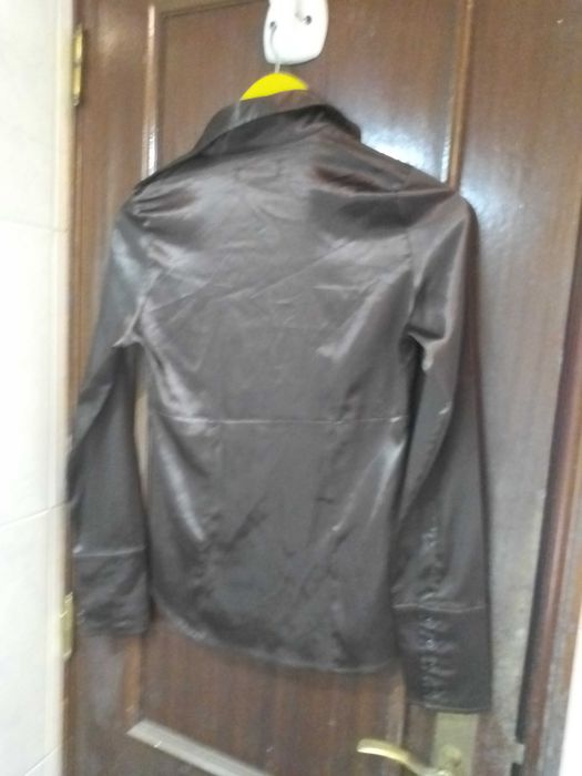 Camisa em cetim tamanho S