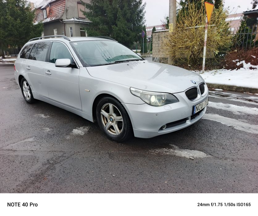 BMW 5 rok 2006 Benzyna