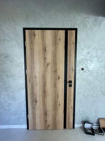 Montaż Drzwi /listwy MDF /Panele