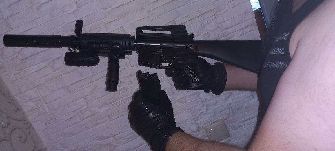 Игрушечный карабин M16A2
