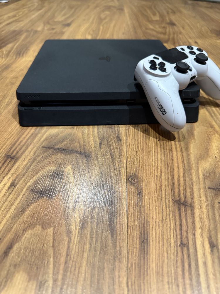 PlayStation 4 500GB zadbane Ps4
