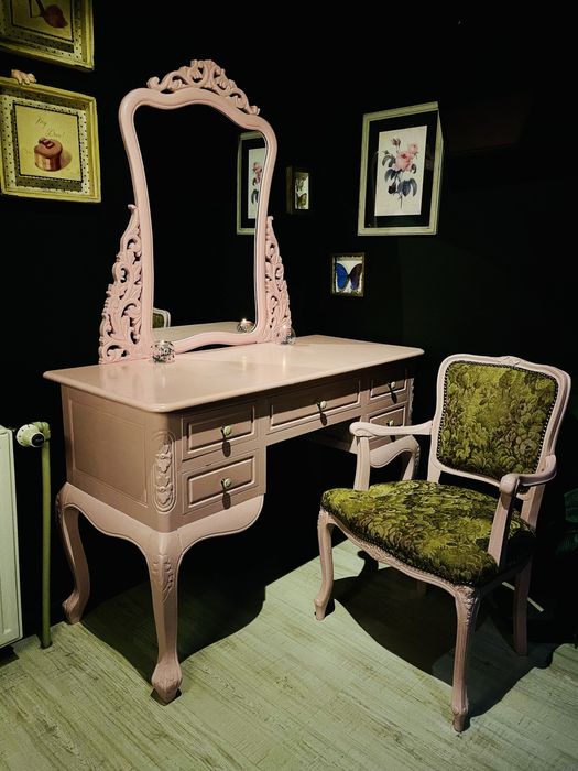 zestaw w stylu Ludwika – toaletka z lustrem + fotel