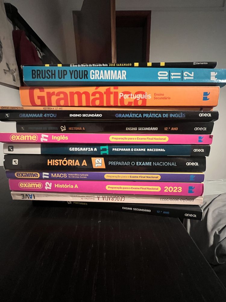 Manuais de Preparação para Exames 11/12 Nacionais como novos