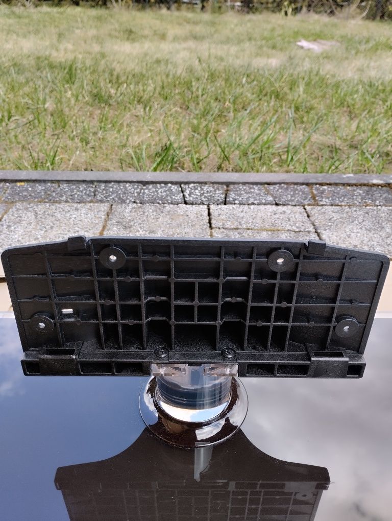 Podstawa pod telewizor