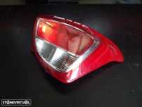 Farolim Hyundai i10 2015