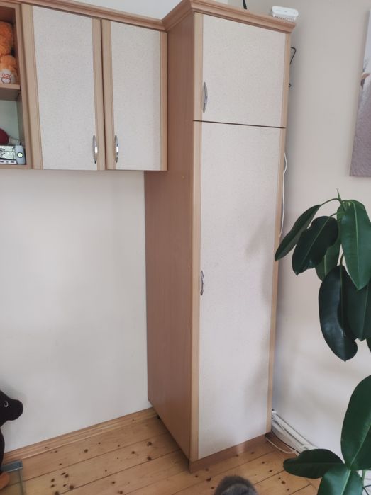 Стінка у спальню чи вітальню