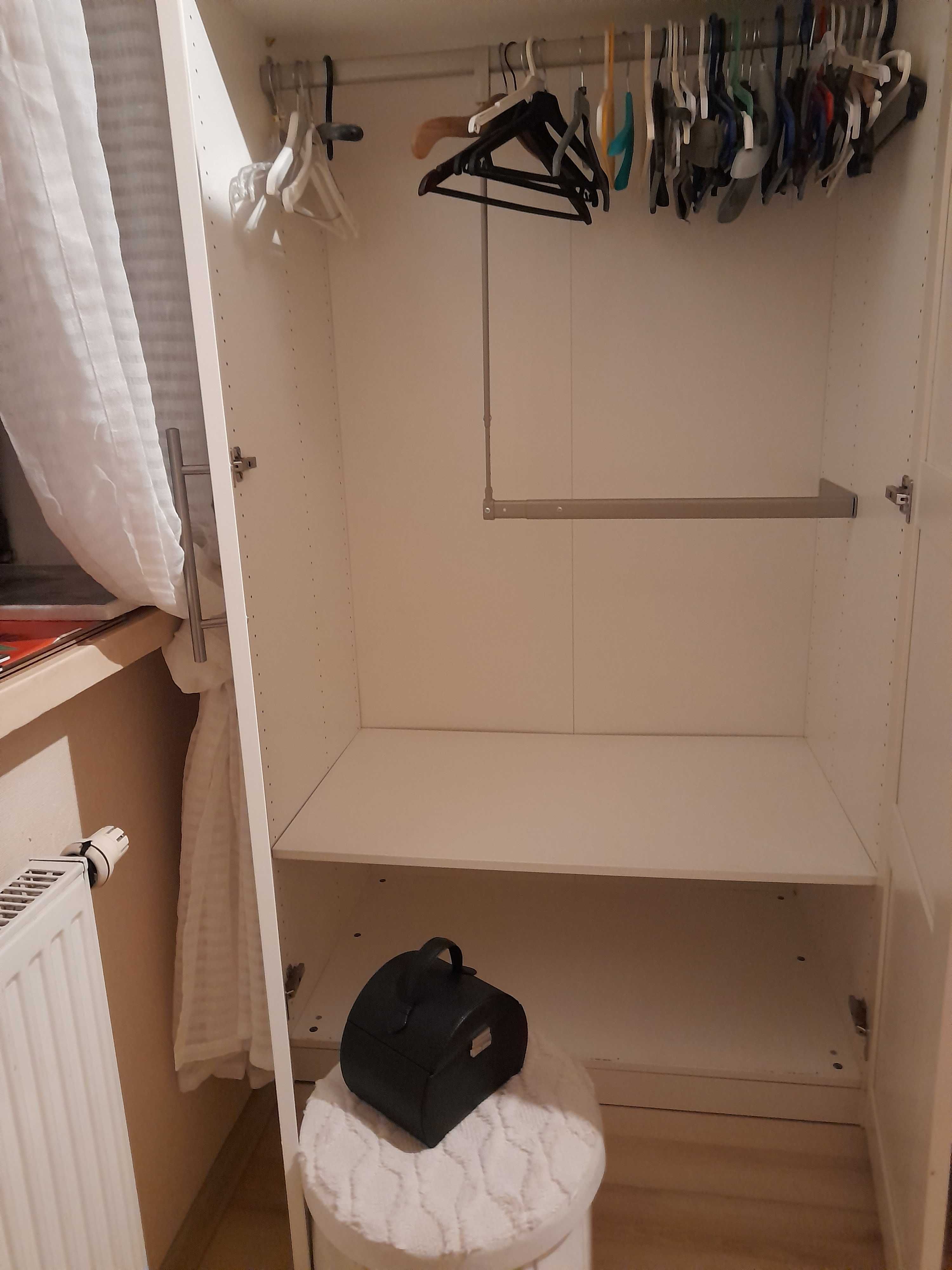 dwudrzwiowa szafa ikea biała zadbana