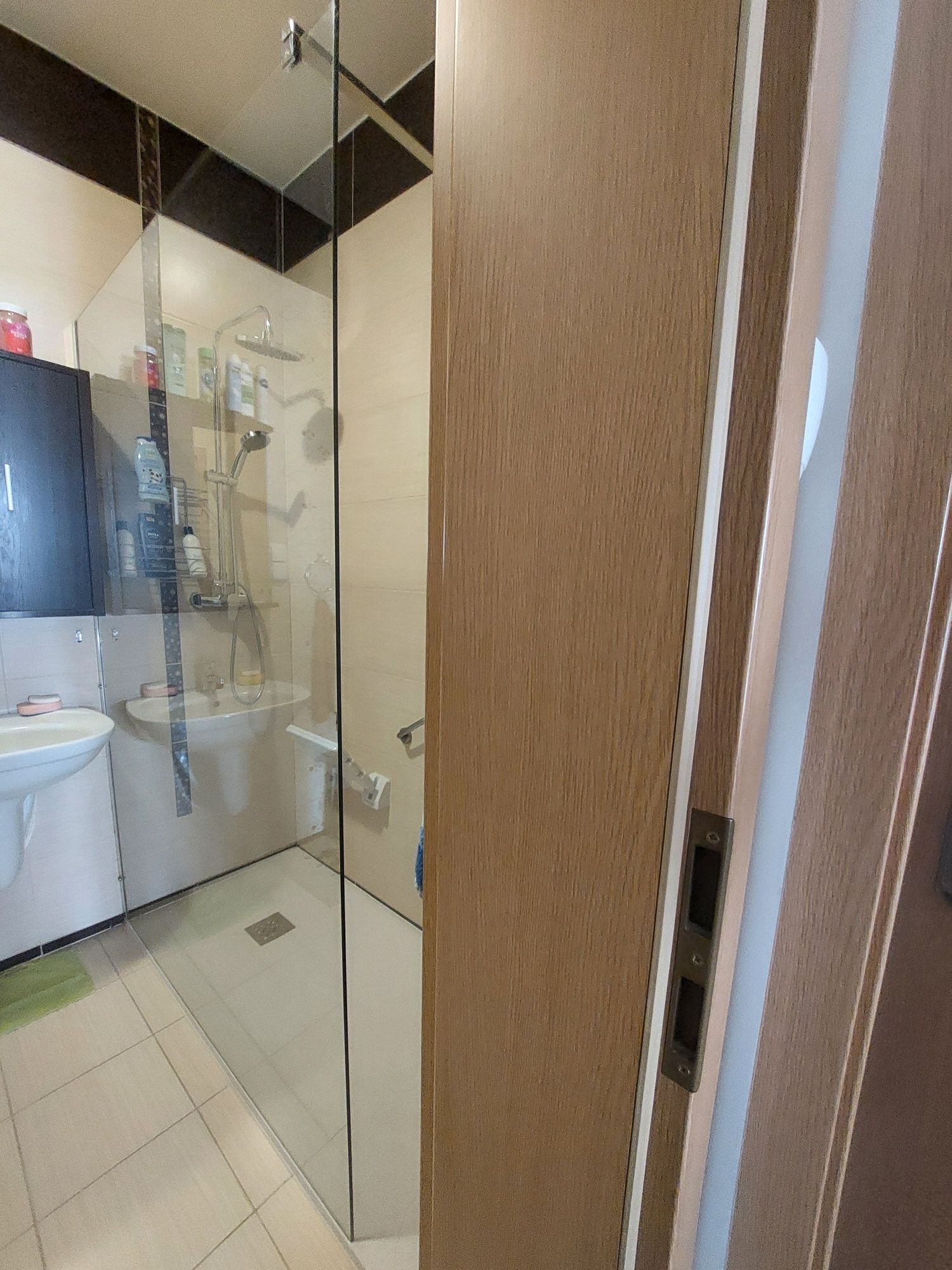 Szyba prysznicowa typu walk-in
