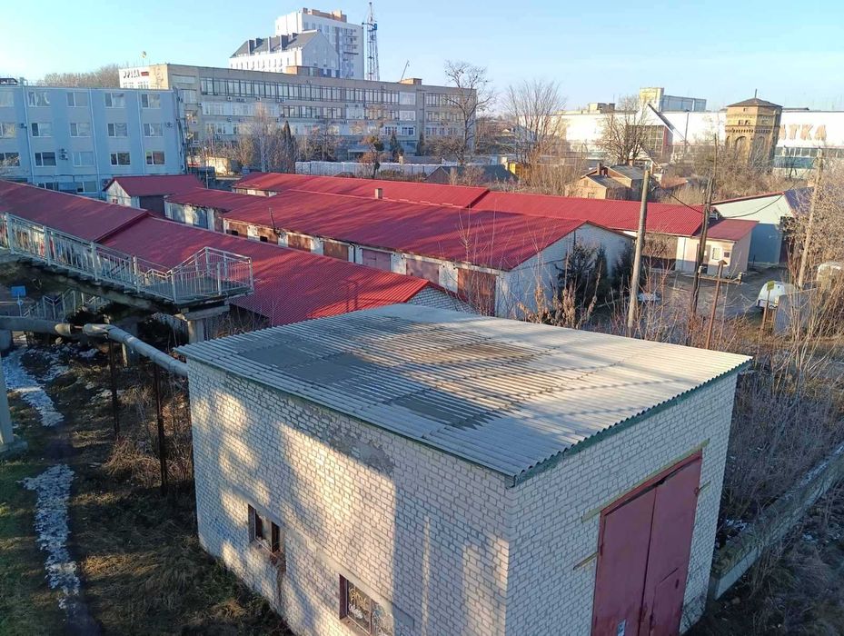 Здам  в оренду гараж цегляний,   м.Рівне в. Дорошенка, біля  Хатки