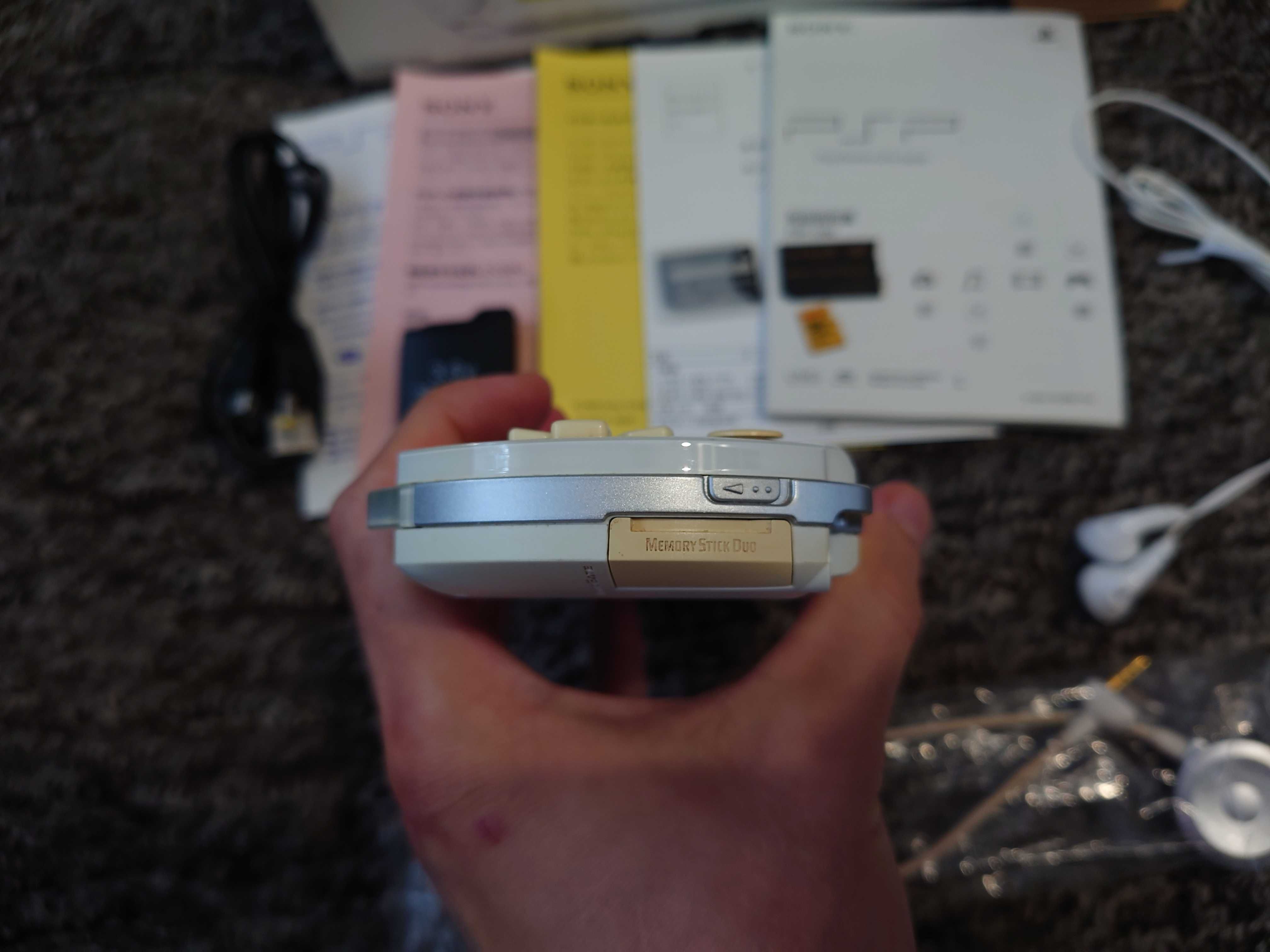 PSP 1000 K Value Pack Ceramic White Made In Japan оригінал